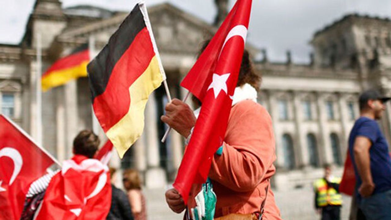 Nota vermek nedir? Türkiye'den Almanya'ya acil kodlu nota!