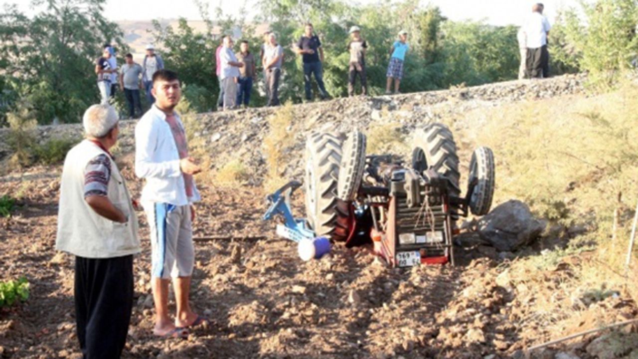 Üzüm bağına yuvarlandı: 2 çocuk öldü