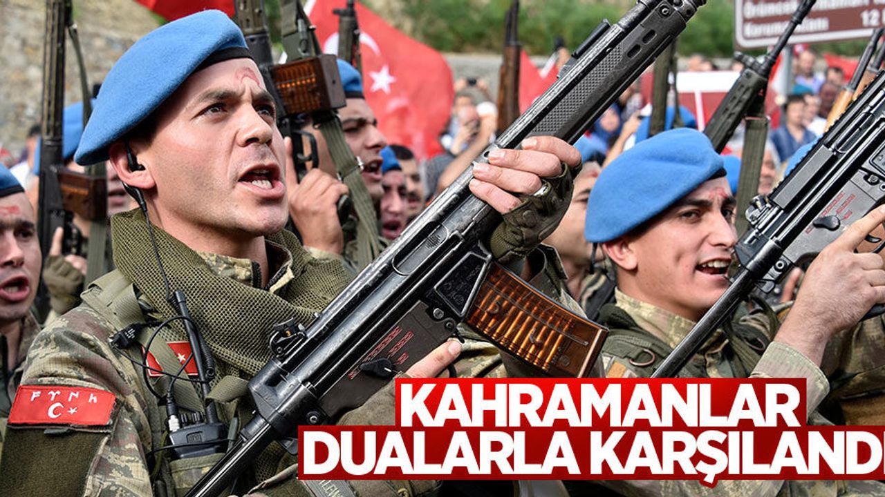 Karadeniz'de PKK'lı teröristleri öldüren askerler dualarla karşılandı
