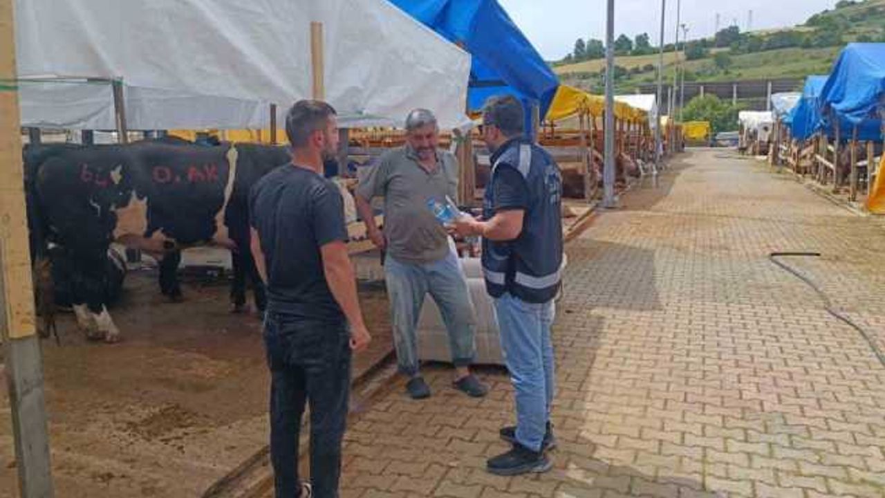 Polisten kurban pazarlarında ‘sahte para ve dolandırıcılık’ uyarısı