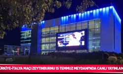 Türkiye-İtalya maçı Zeytinburnu 15 Temmuz Meydanı’nda canlı yayınlandı