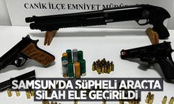 Samsun'da şüpheli araçta silah ele geçirildi