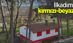 İlkadım, kırmızı-beyaz