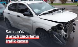 Samsun'da 3 araçlı zincirleme trafik kazası