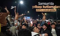 Samsun'da yılbaşı kutlamaları: 2025'e coşkuyla girdiler