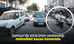 Samsun'da sürücünün yaralandığı motosiklet kazası kamerada