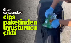 Gitar çantasındaki cips paketinden uyuşturucu çıktı