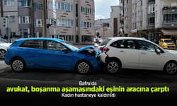 Bafra'da avukat, boşanma aşamasındaki eşinin aracına çarptı: Kadın hastaneye kaldırıldı.