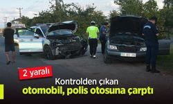 Kontrolden çıkan otomobil, polis otosuna çarptı: 2 yaralı