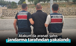 Atakum’da aranan şahıs jandarma tarafından yakalandı.