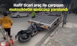 Hafif ticari araç ile çarpışan motosikletin sürücüsü yaralandı