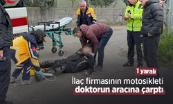 İlaç firmasının motosikleti doktorun aracına çarptı: 1 yaralı