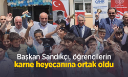 Başkan Sandıkçı, öğrencilerin karne heyecanına ortak oldu