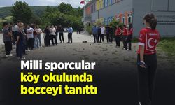 Milli sporcular köy okulunda bocceyi tanıttı
