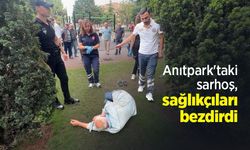 Anıtpark'taki sarhoş, sağlıkçıları bezdirdi