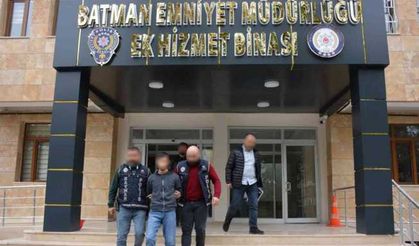 Batman’da el yapımı patlayıcıyla binaya 2 kes saldırı düzenleyen 2 kişi yakalandı