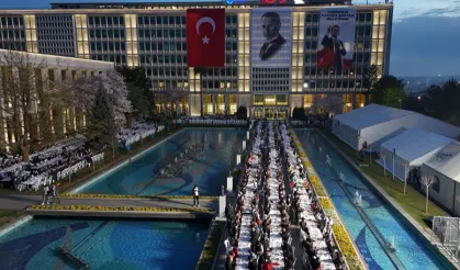 Saraçhane'de Kadir Gecesi buluşması