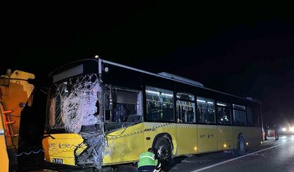 İETT otobüsü ile hafif ticari araç çarpıştı: 1 ölü