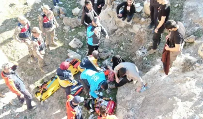 kaybolan genç kız, 20 saatlik arama çalışması sonucu dron yardımıyla bulundu