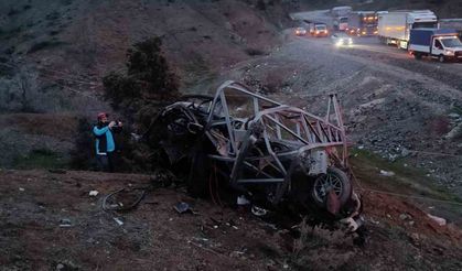 Trafik kazası: 1 ölü 1 yaralı