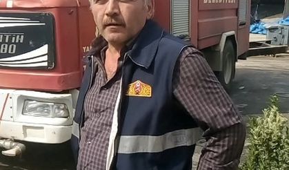 Devrilen traktörün altında kalan orman isçisi hayatını kaybetti