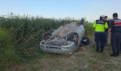 kontrolden çıktı, şarampole yuvarlandı: 5 yaralı