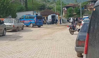 3 kişiyi yaralayan saldırgan kayıplara karıştı