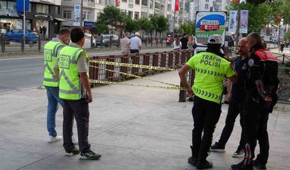 Alkollü ve ehliyetsiz motosiklet sürücüsünün çarptığı kadın ağır yaralandı