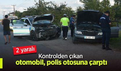 Kontrolden çıkan otomobil, polis otosuna çarptı: 2 yaralı