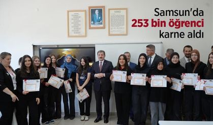 Samsun'da 253 bin öğrenci karne aldı
