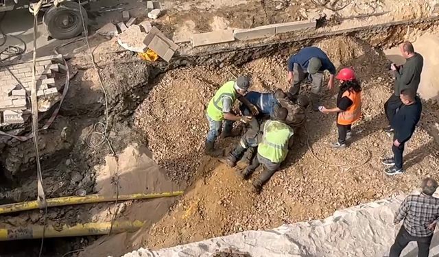 altyapı çalışmaları sırasında toprak altında kalan işçi ağır yaralandı