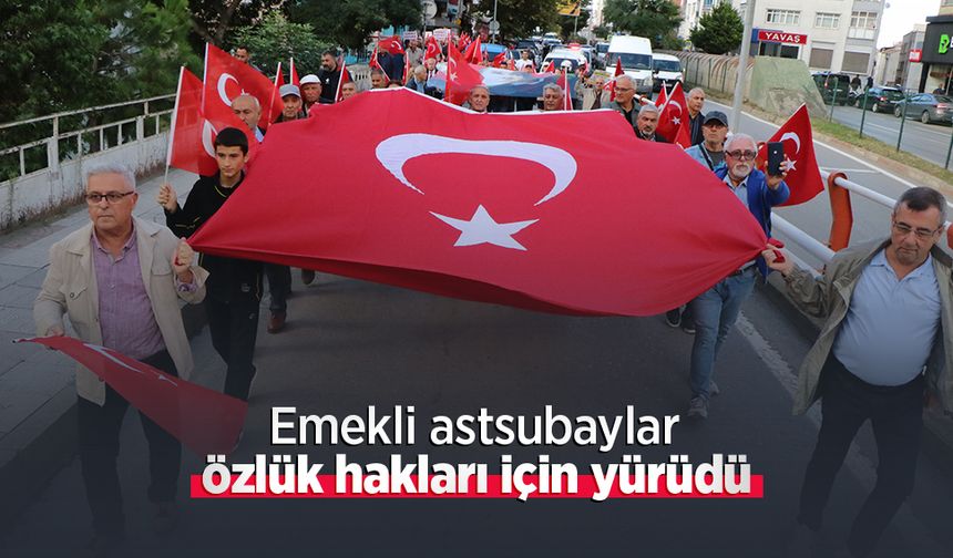 Emekli astsubaylar özlük hakları için yürüdü