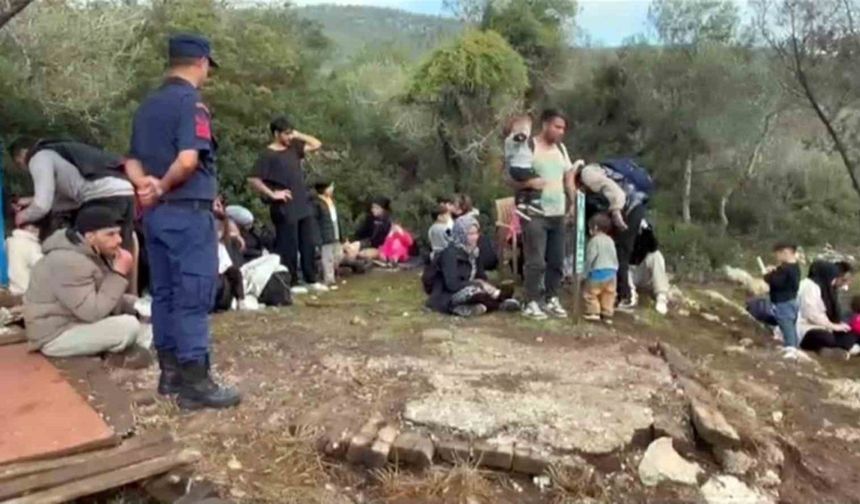 Milas’ta 33’ü çocuk, 74 düzensiz göçmen yakalandı