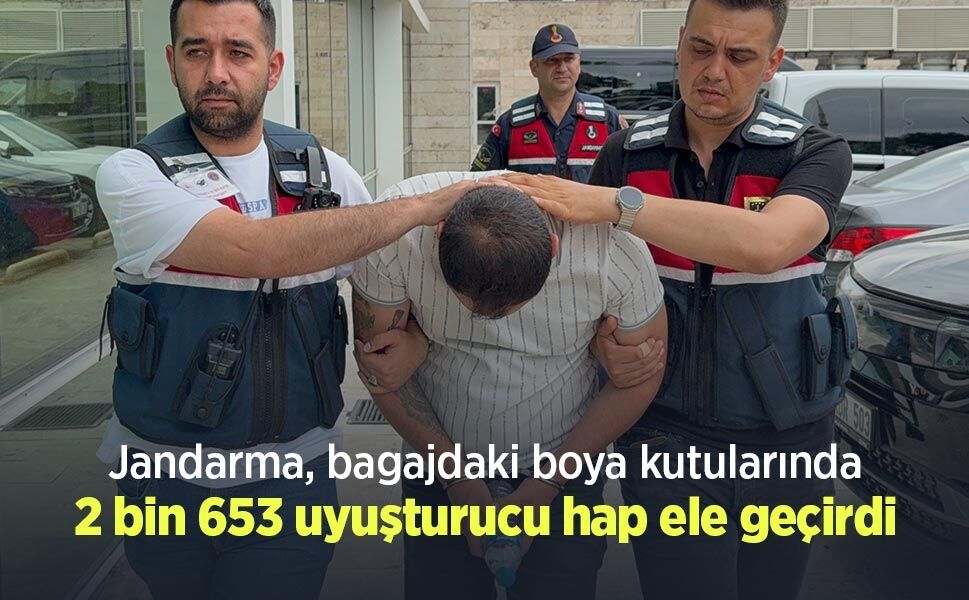 Jandarma, bagajdaki boya kutularında 2 bin 653 uyuşturucu hap ele geçirdi