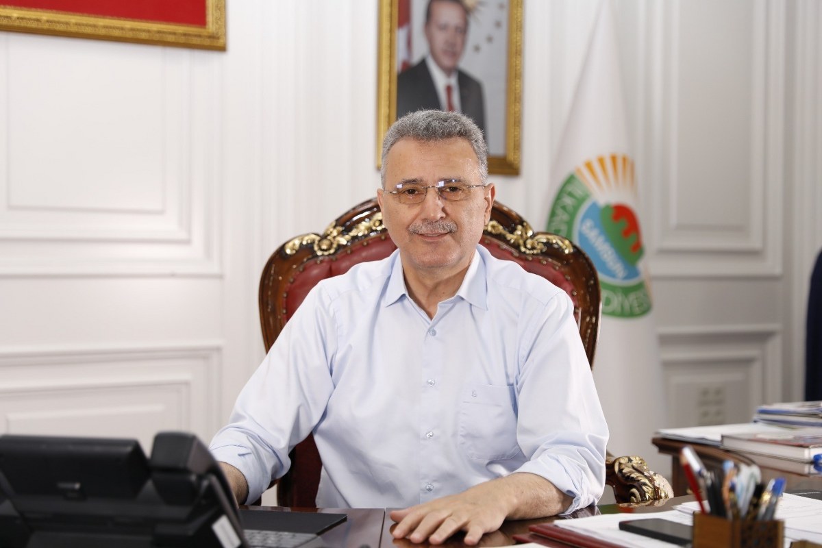 A W483792 02 1200X800