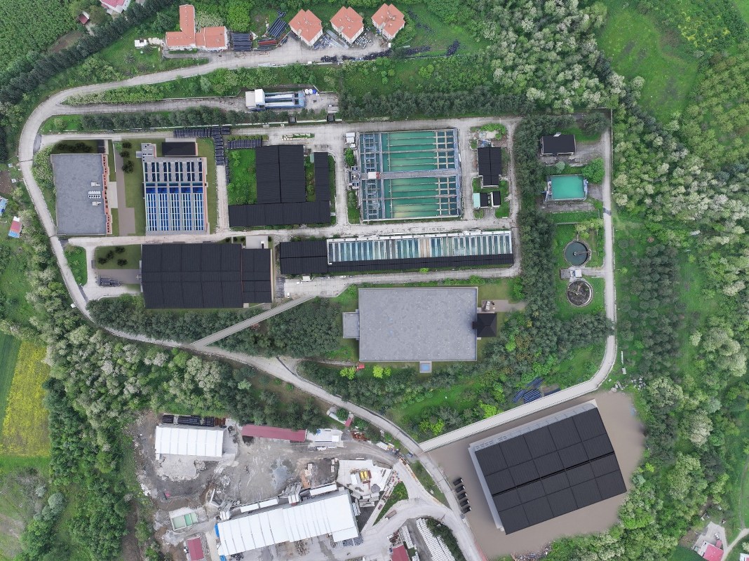 A W483949 06 1068X800