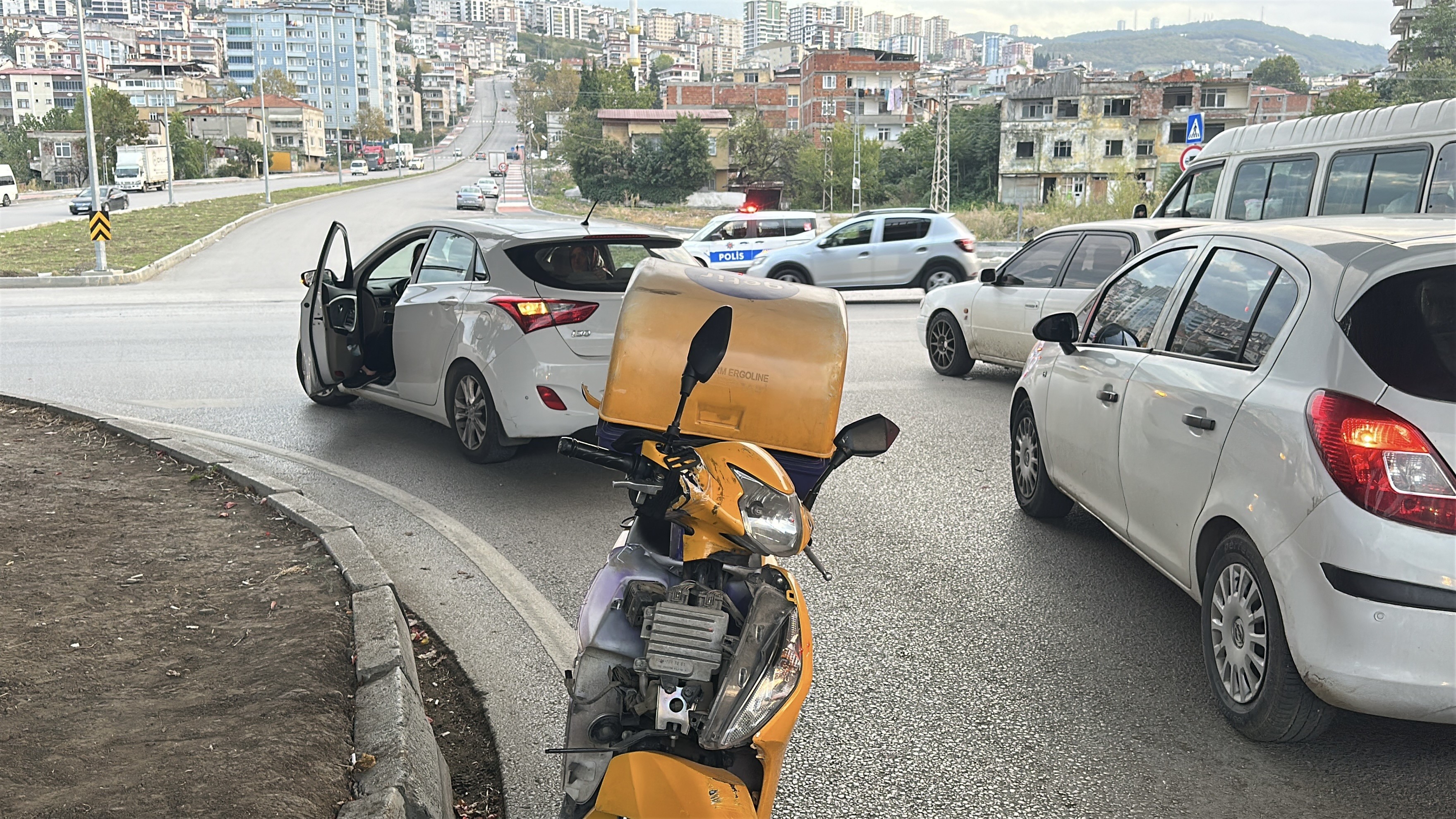 A W556891 01