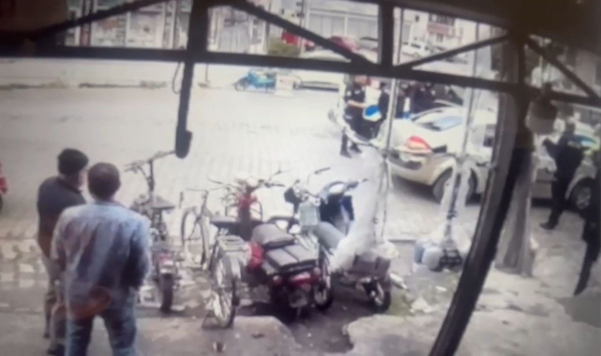 A W557782 03 1200X711