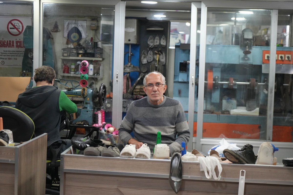 A W559957 04 1200X800