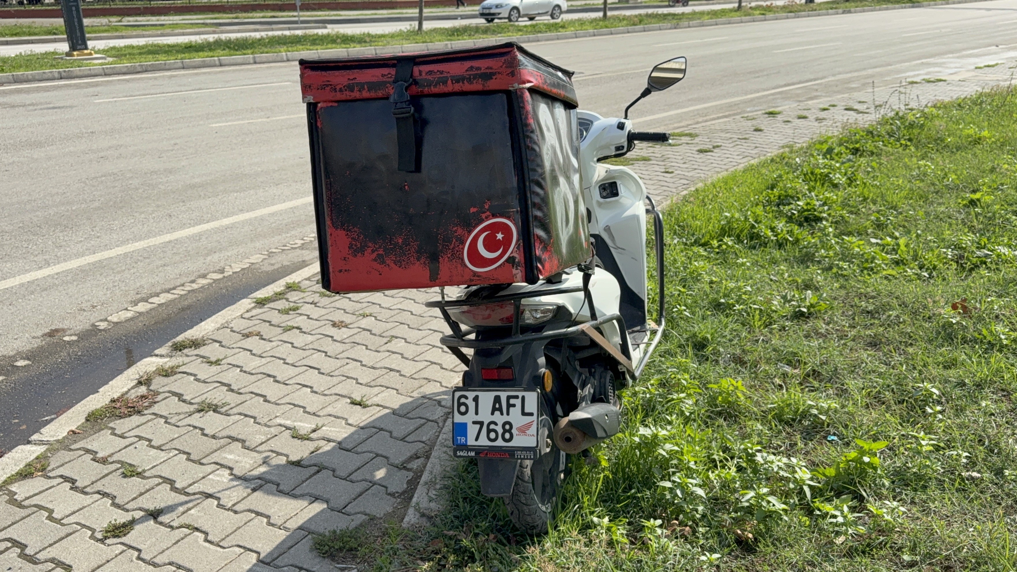 A W561948 03