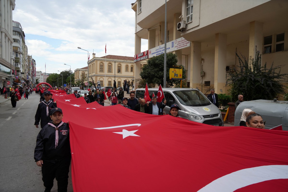 A W568507 05 1200X800