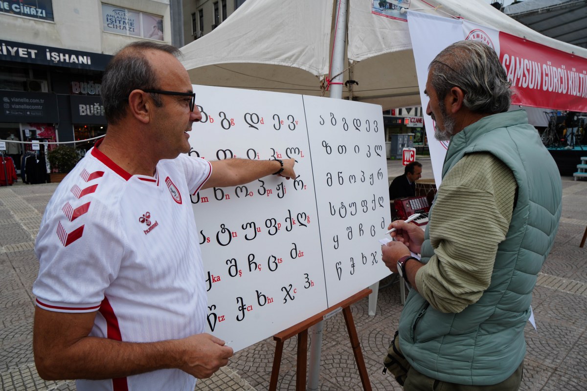 A W568514 05 1200X800