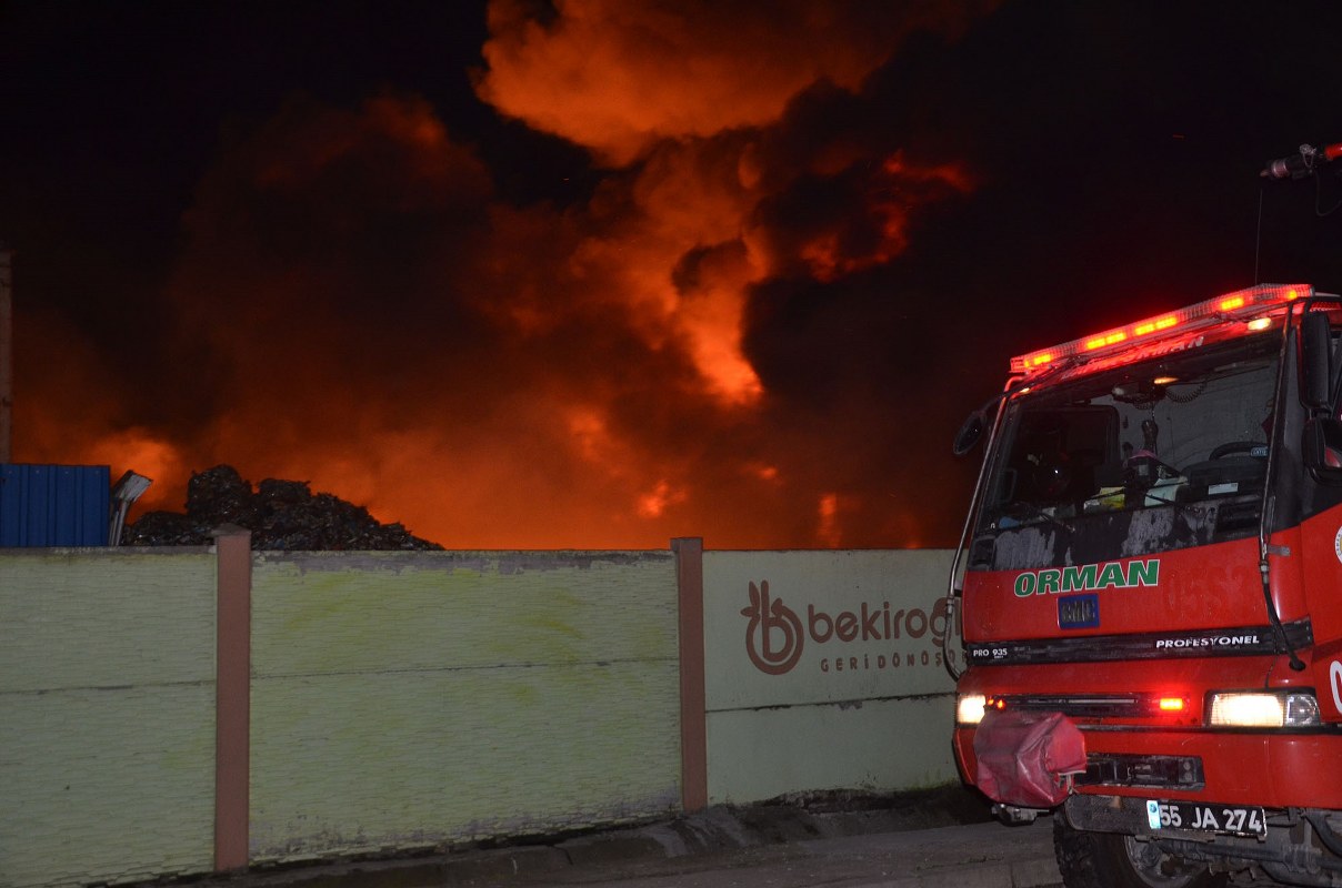 A W569272 05 1208X800