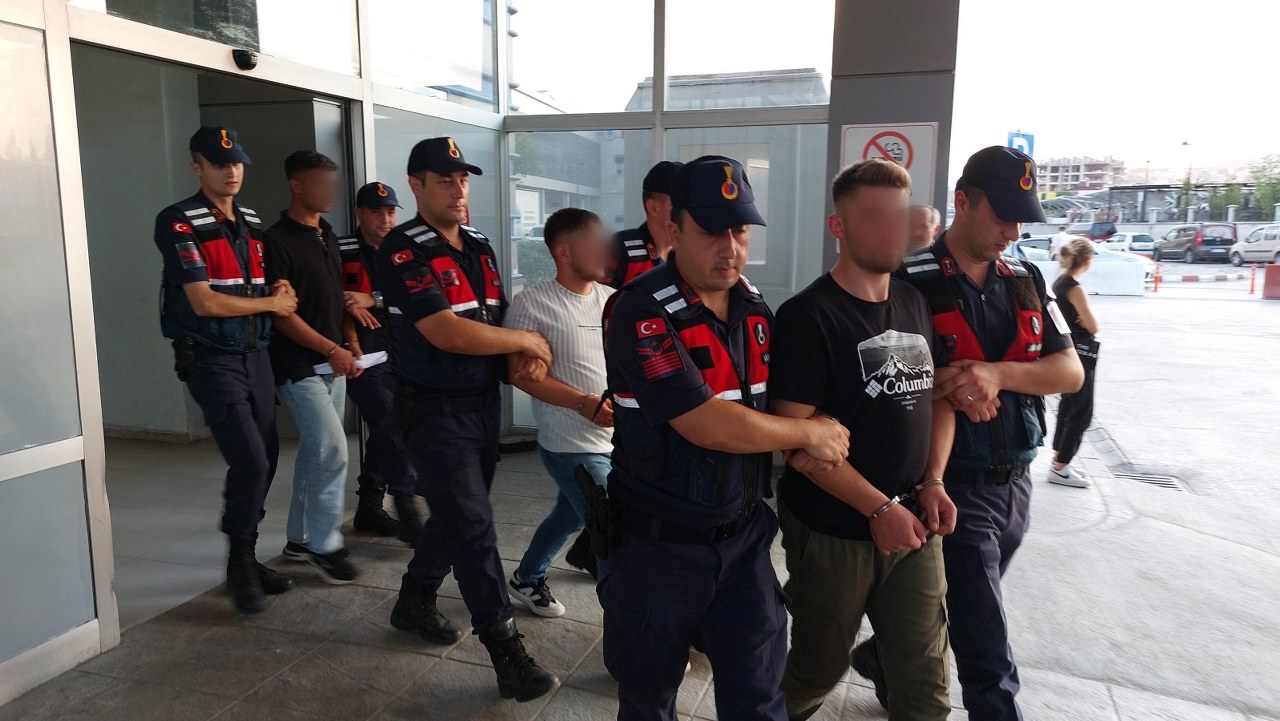 A W569812 02 1280X721