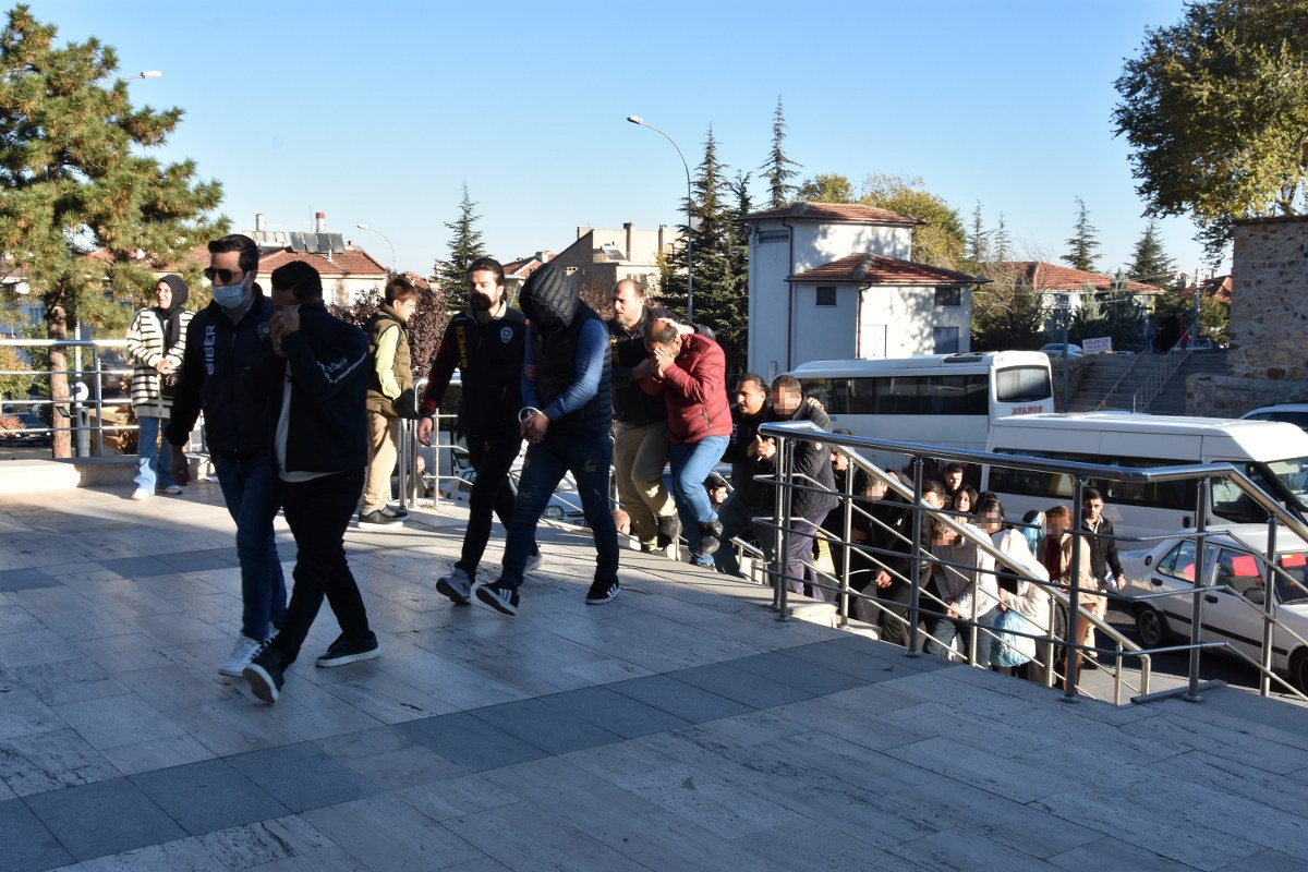 A W570046 02 1200X800