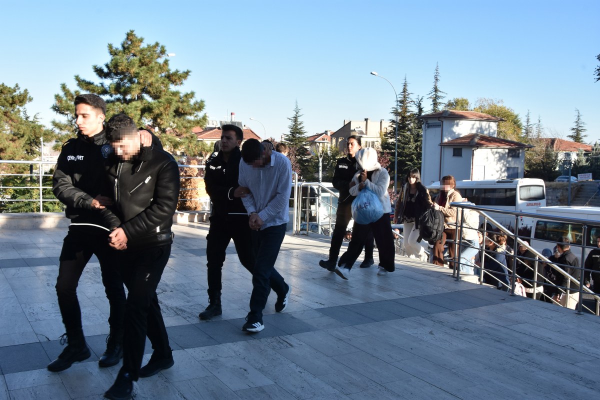 A W570046 03 1200X800-1