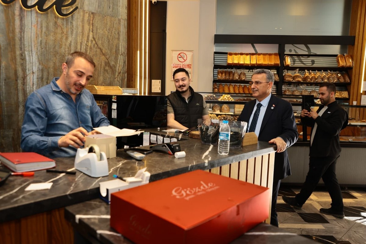 A W571659 05 1200X800