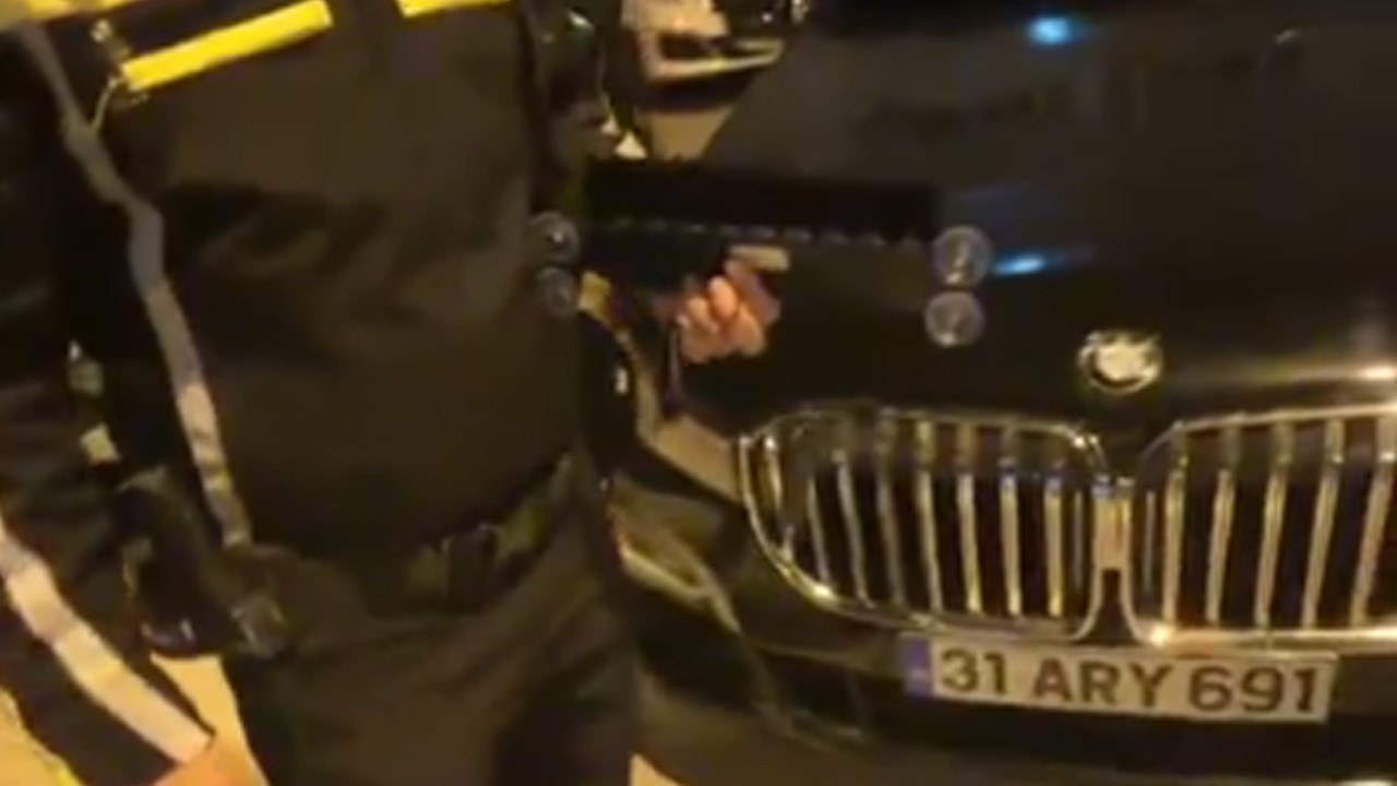 A W571708 02 1280X720