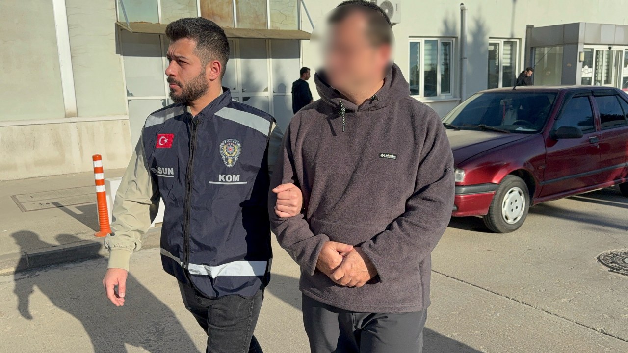 A W571822 02 1280X720