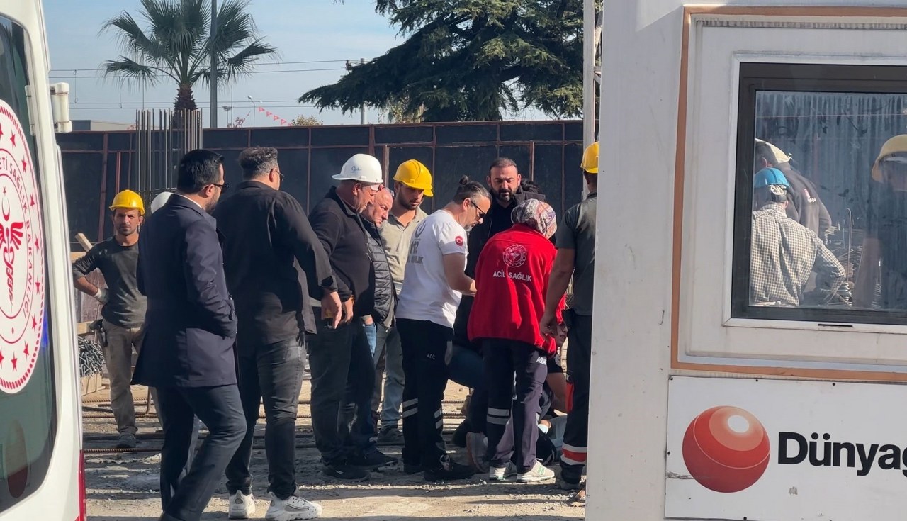 A W571893 03 1280X735